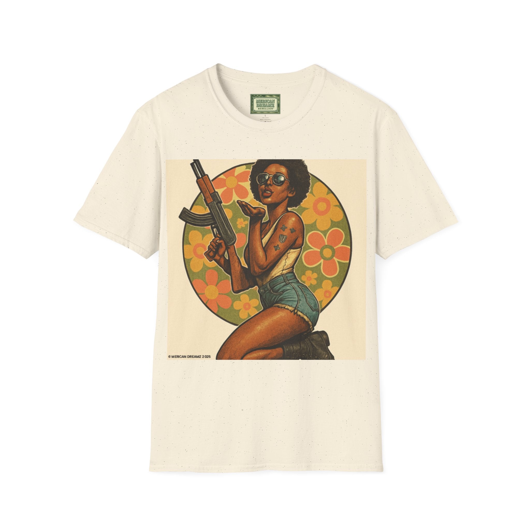 Pin-Up Americana T-Shirt — Retro Floral Gun Cowgirl Vintage Style (US Only)