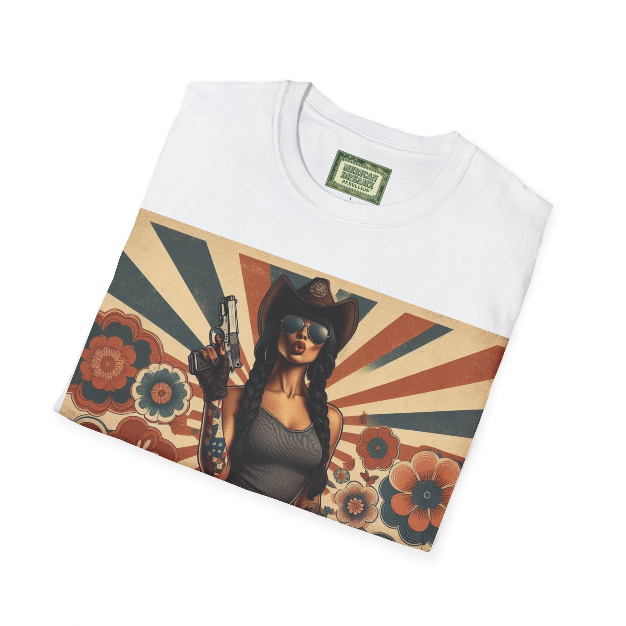 Pin-Up Americana T-Shirt — Retro Floral Gun Cowgirl Vintage Style (US Only)