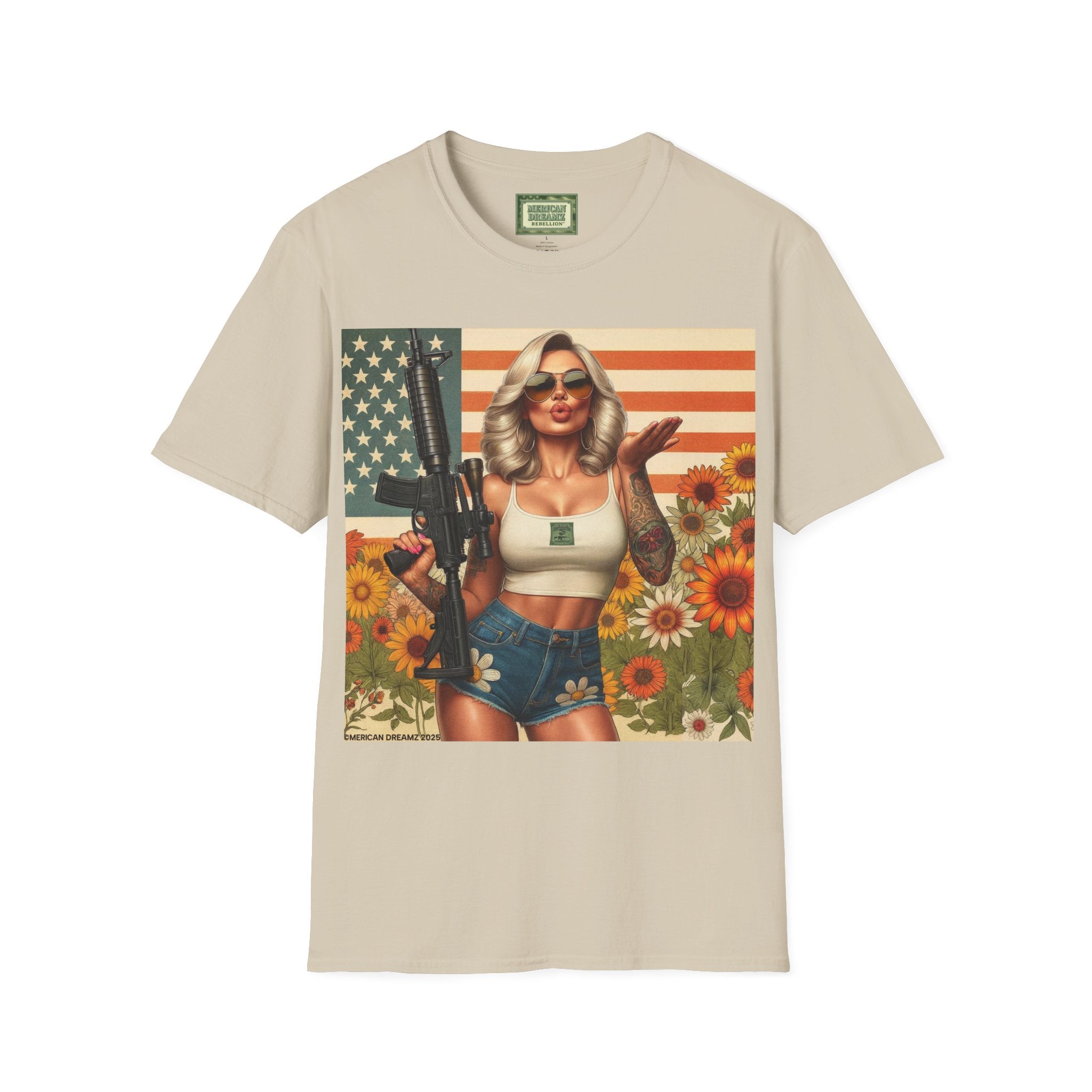 Pin-Up Americana T-Shirt — Retro Floral Gun Cowgirl Vintage Style (US Only)