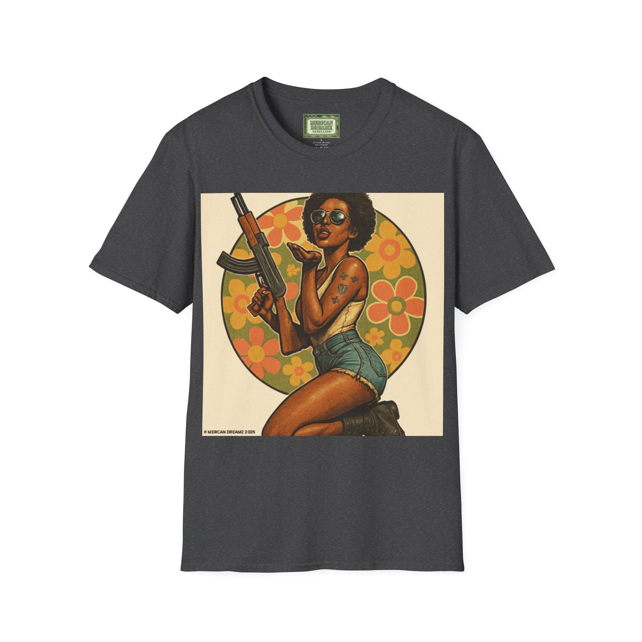 Pin-Up Americana T-Shirt — Retro Floral Gun Cowgirl Vintage Style (US Only)