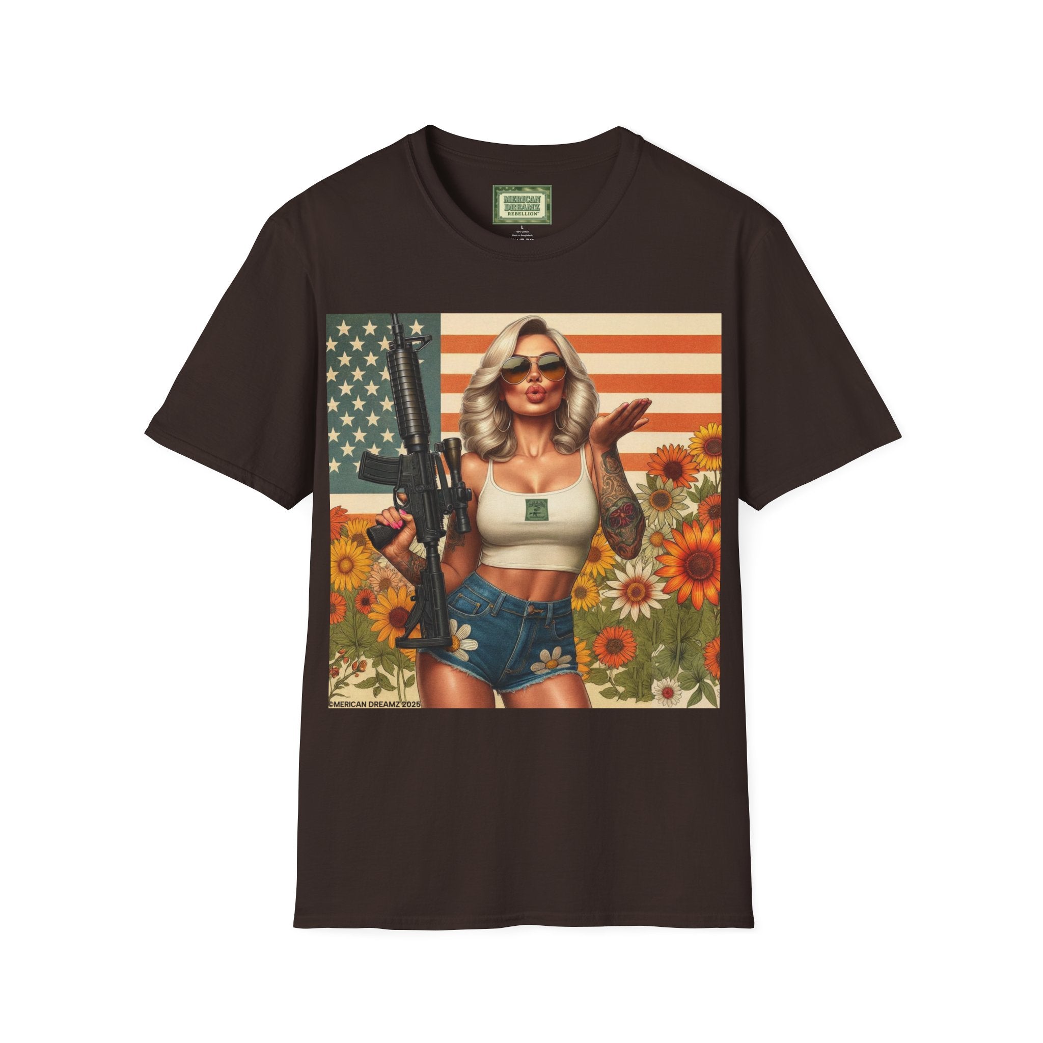 Pin-Up Americana T-Shirt — Retro Floral Gun Cowgirl Vintage Style (US Only)