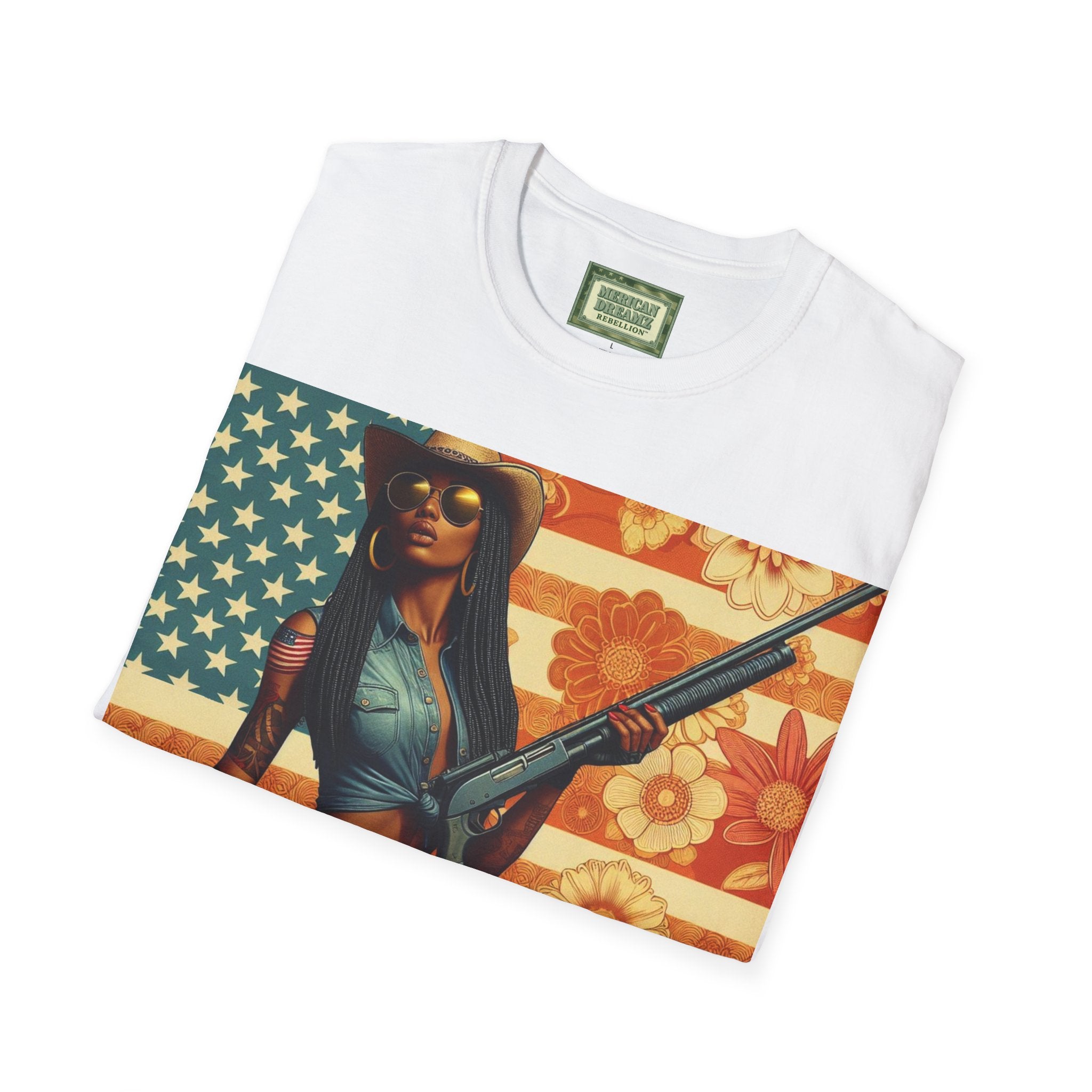 Pin-Up Americana T-Shirt — Retro Floral Gun Cowgirl Vintage Style (US Only)