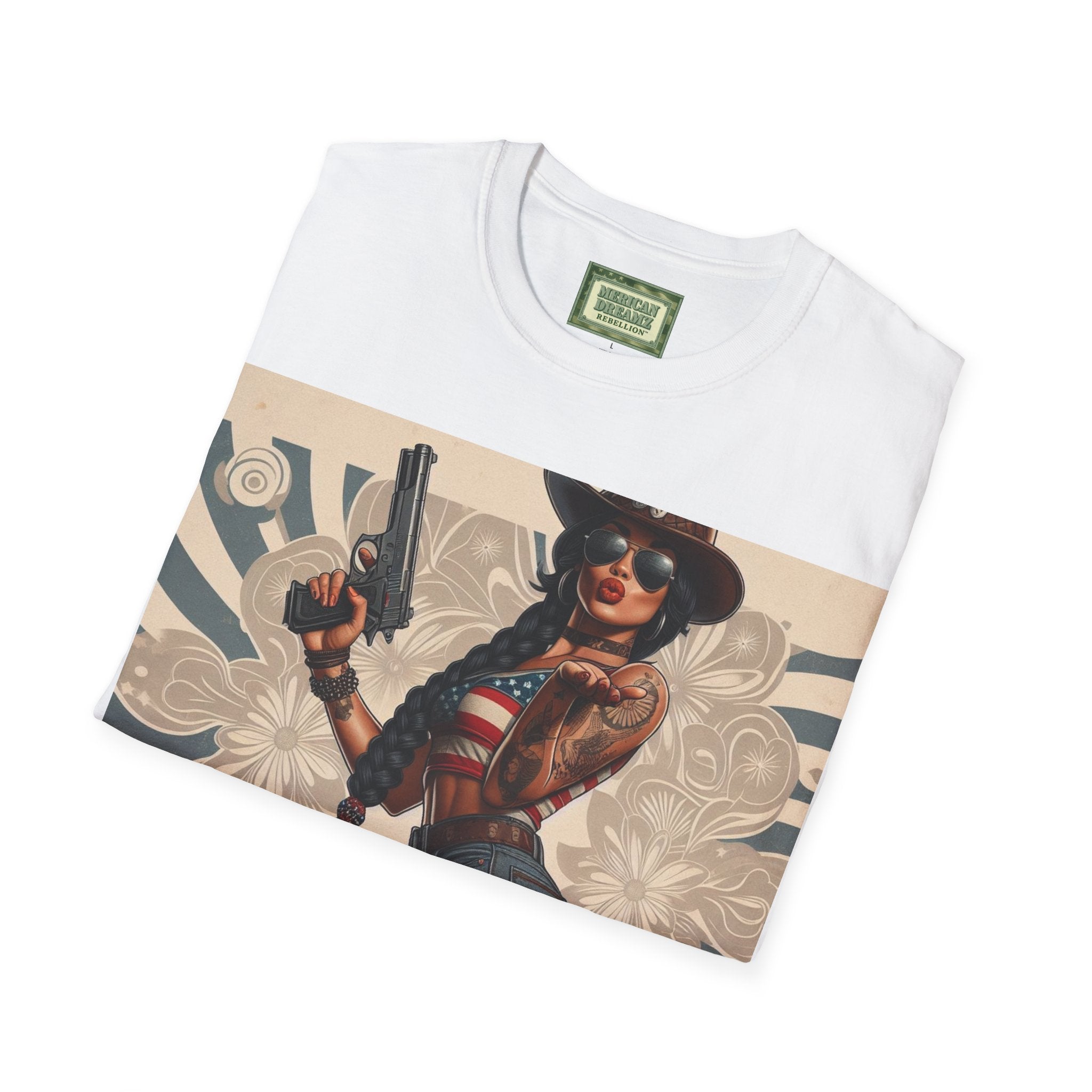 Pin-Up Americana T-Shirt — Retro Floral Gun Cowgirl Vintage Style (US Only)