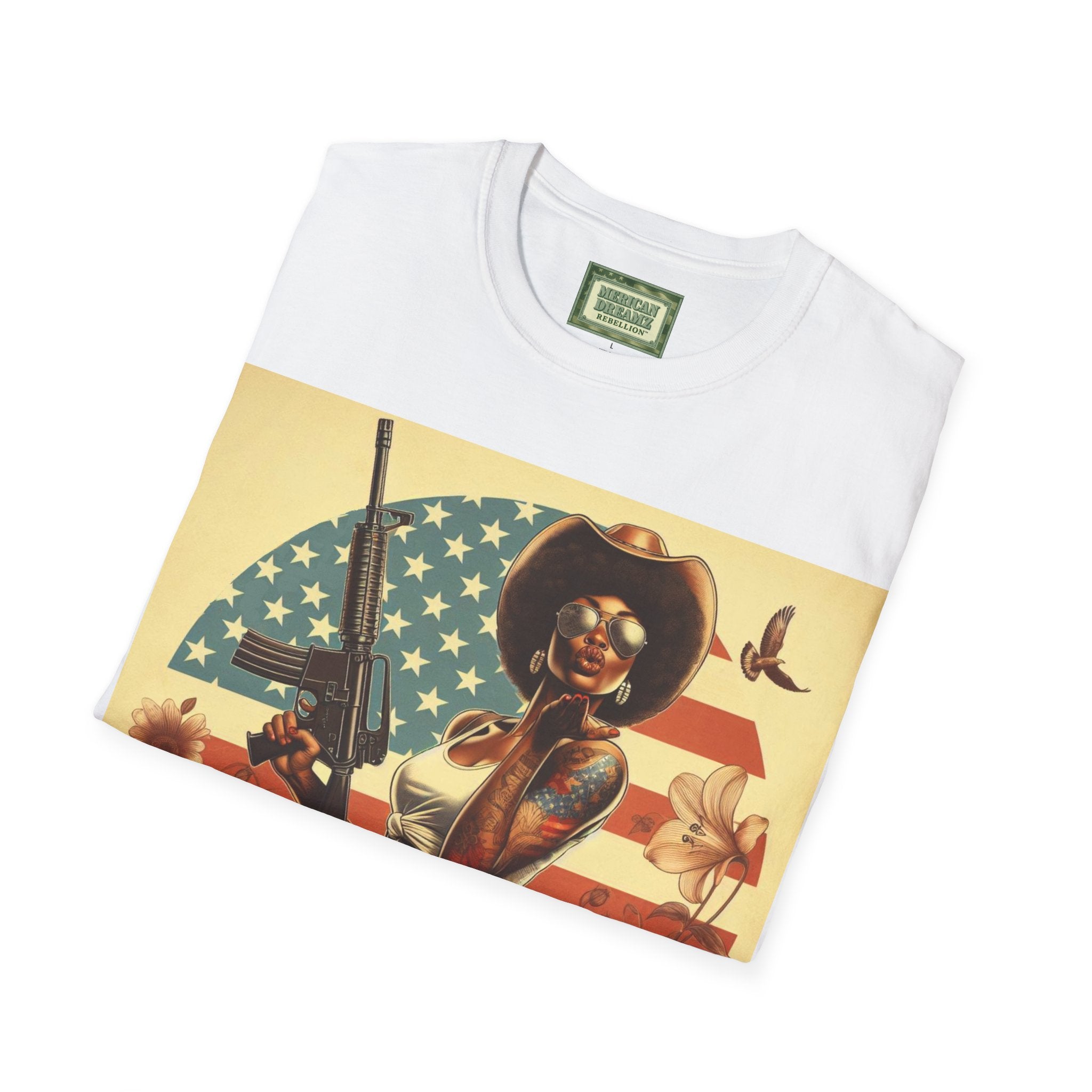 Pin-Up Americana T-Shirt — Retro Floral Gun Cowgirl Vintage Style (US Only)