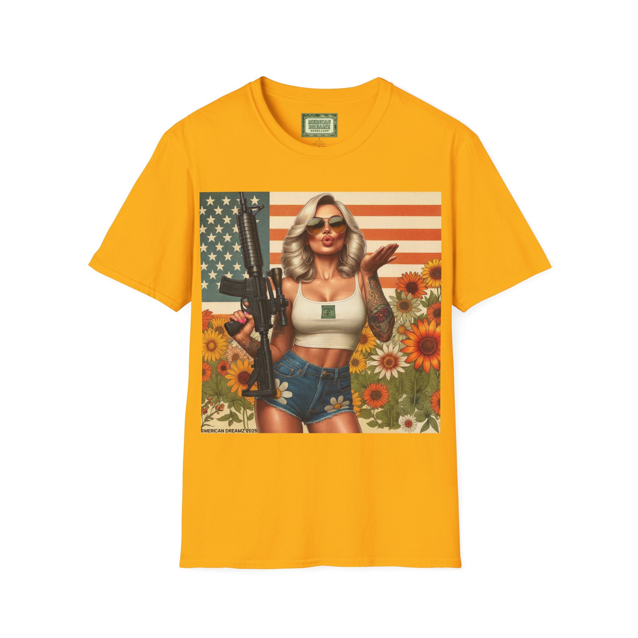 Pin-Up Americana T-Shirt — Retro Floral Gun Cowgirl Vintage Style (US Only)