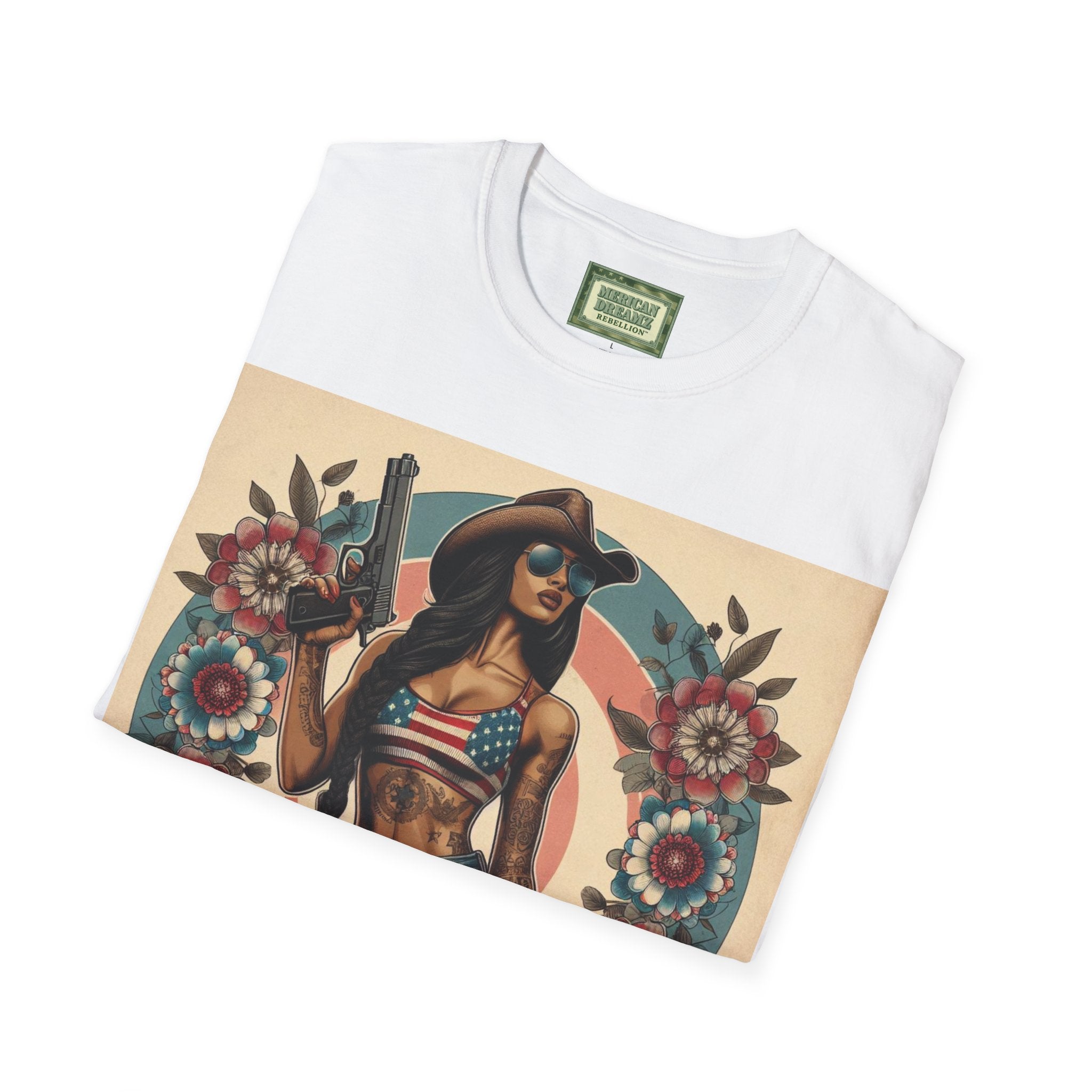 Pin-Up Americana T-Shirt — Retro Floral Gun Cowgirl Vintage Style (US Only)