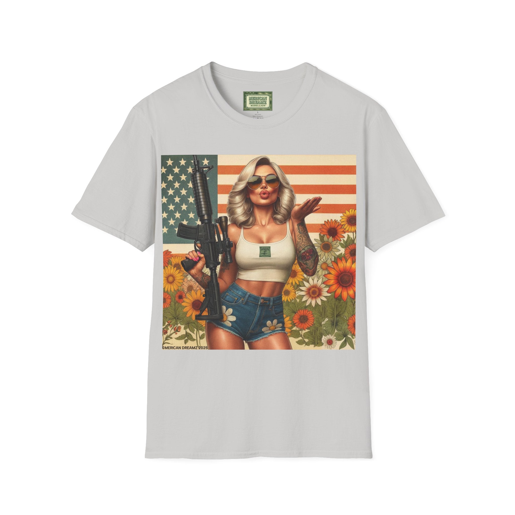 Pin-Up Americana T-Shirt — Retro Floral Gun Cowgirl Vintage Style (US Only)
