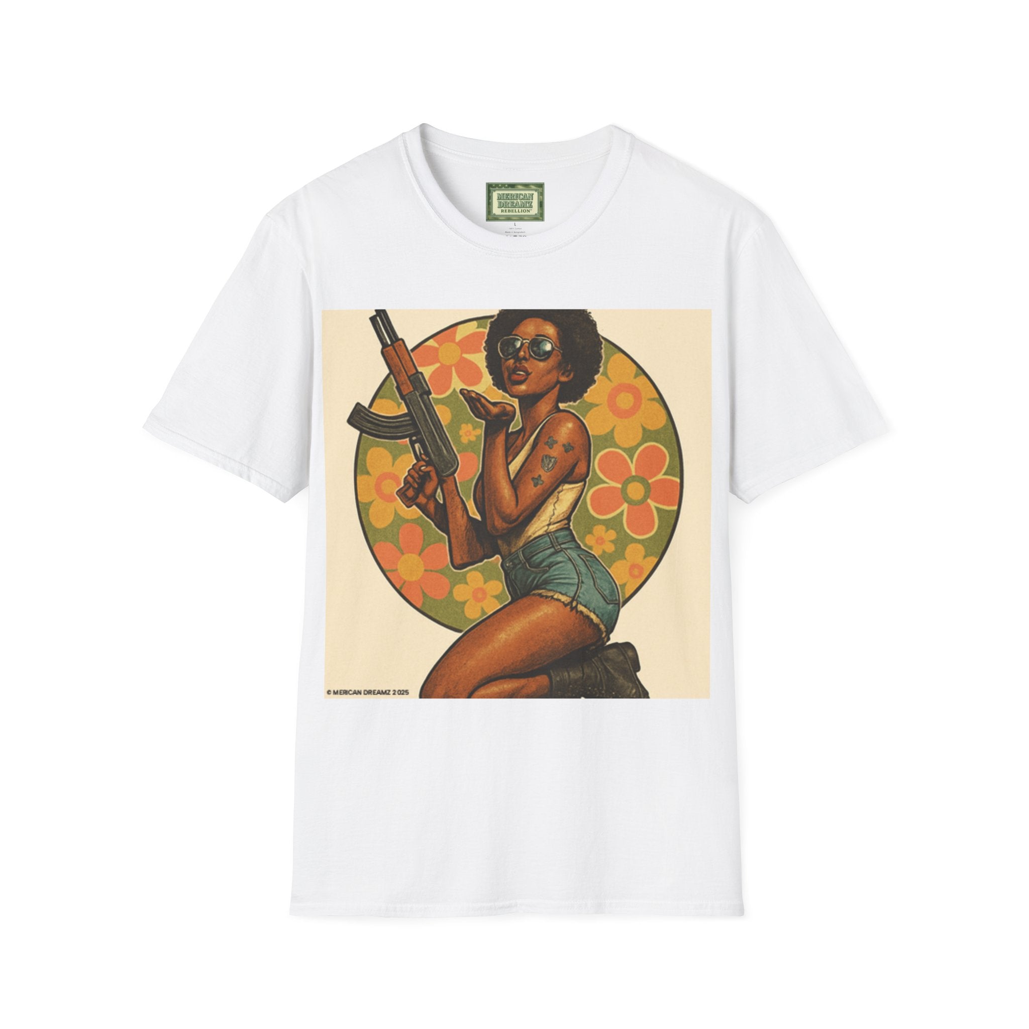 Pin-Up Americana T-Shirt — Retro Floral Gun Cowgirl Vintage Style (US Only)